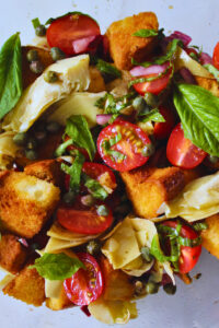Tomato and Artichoke Crouton Salad
